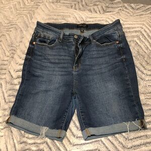 Judy Blue Short